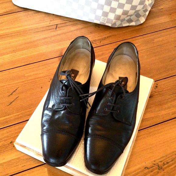 BALLY FABULOUS /COMFORTABLE TIE PUMPS w/LUG SOLES EXCELLENT COND SWISS QUALITY - Picture 4 of 12